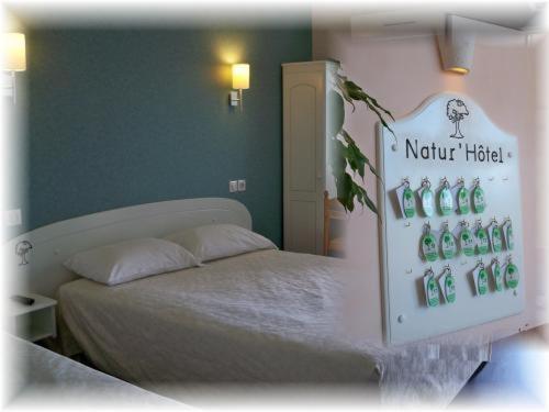 Natur'Hotel Ménesplet エクステリア 写真